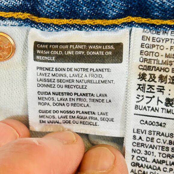 Levi's Mens 36x29 501 Button Fly Jeans Blue Straight Leg Cotton Made in Egypt - Picture 10 of 12